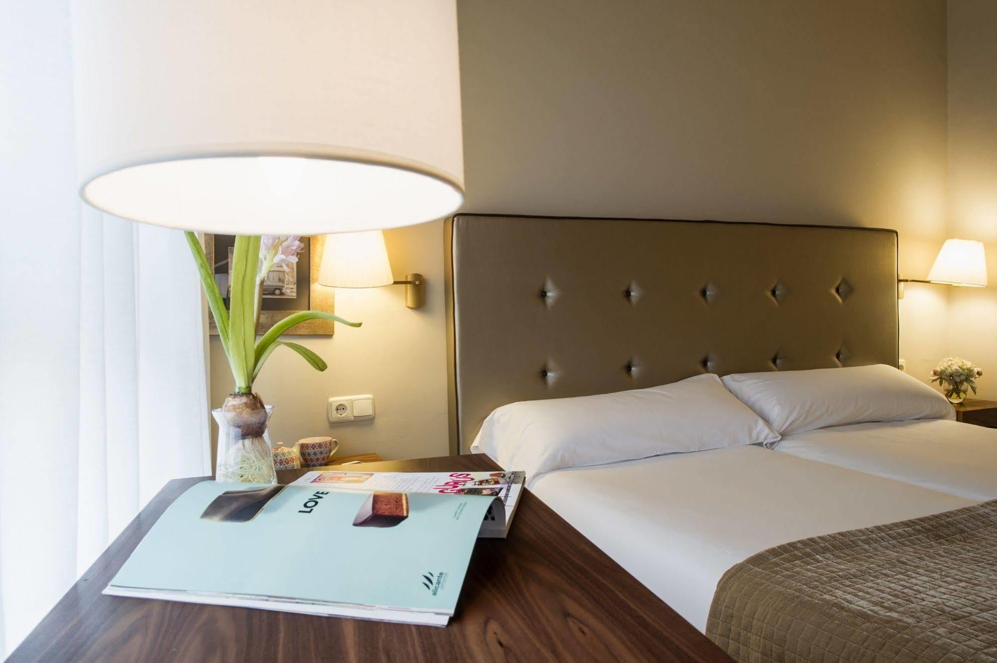 Hotel Plaza 3*
