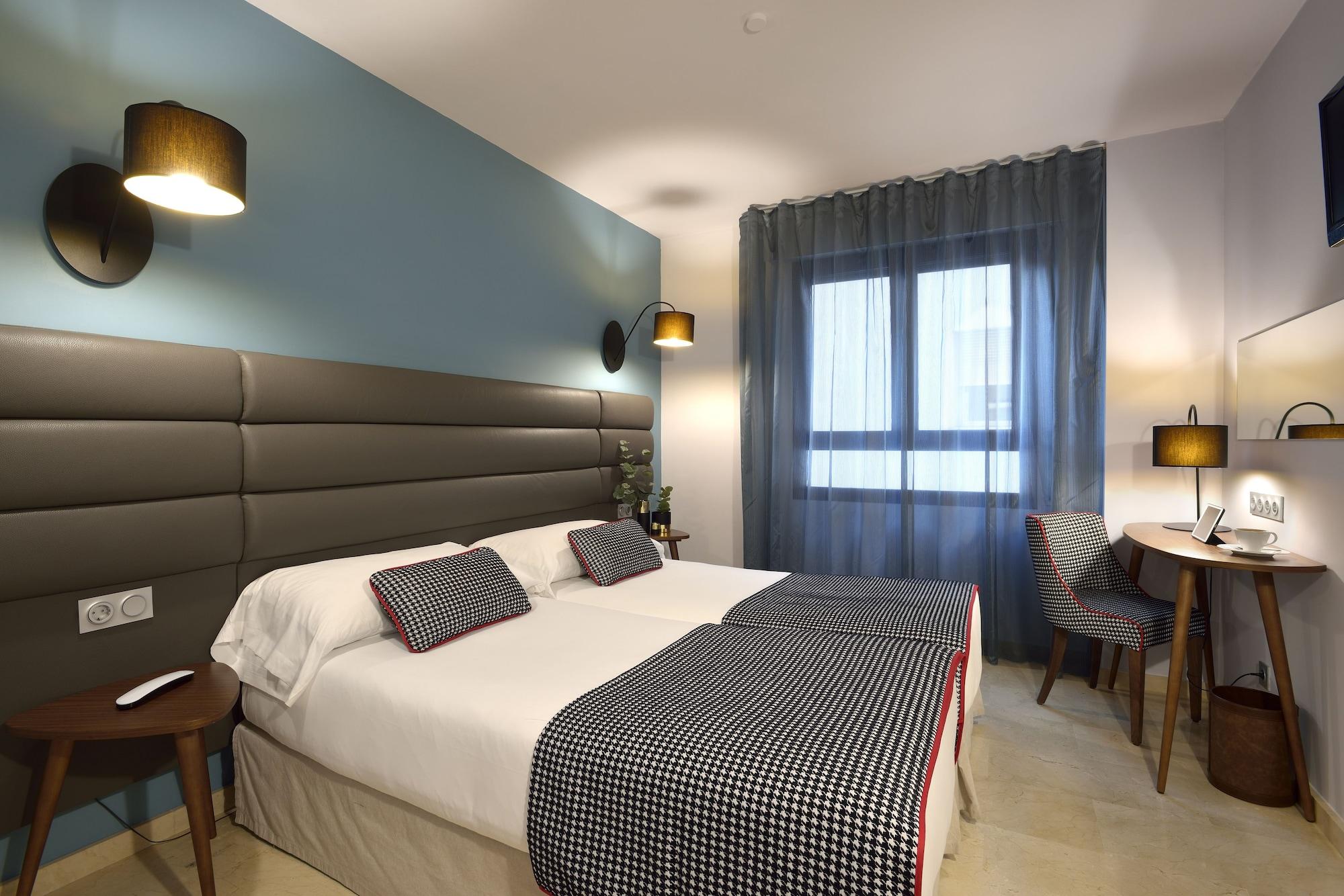 Hotel Plaza 3*