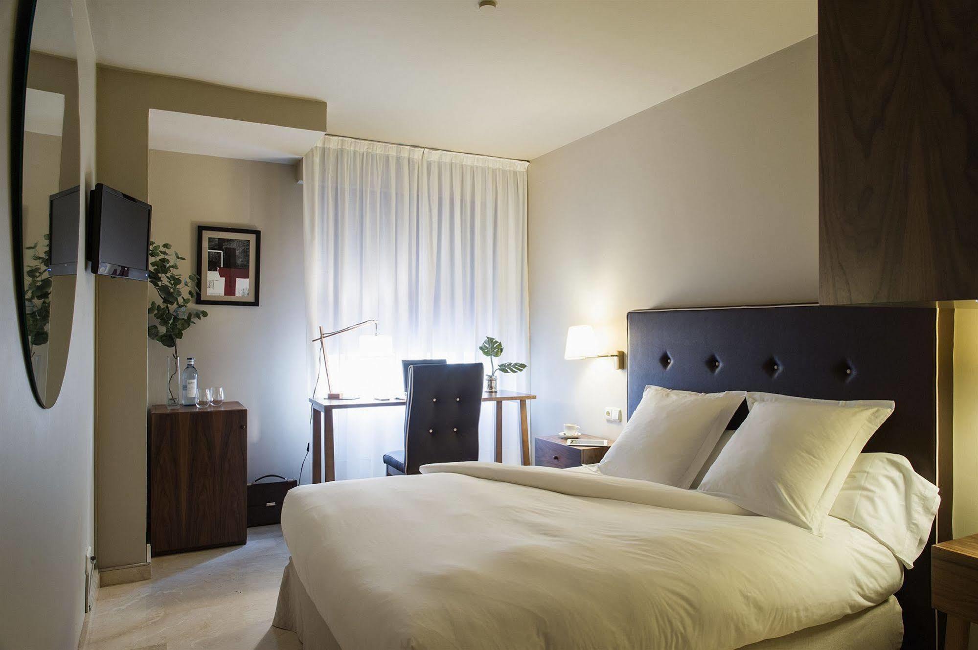 Plaza Hotel 3*