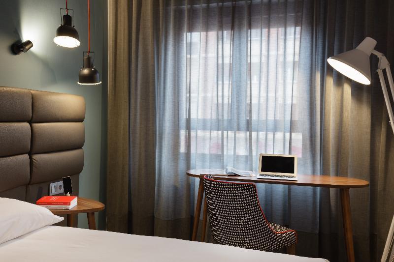 Hotel Plaza 3*